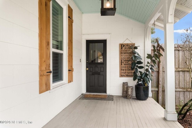 Building Photo - 4236 Melrose Ave