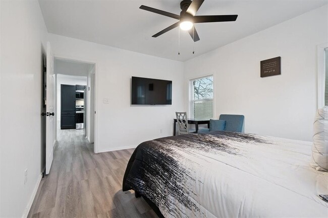 Building Photo - 1200 NE 17th St