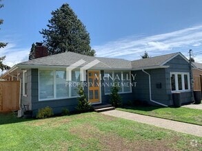 Building Photo - 4 Bedroom, 1.75 bath Rambler in North Tacoma