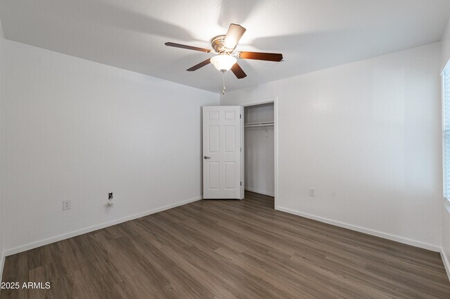 Building Photo - 3065 N 67th Ave