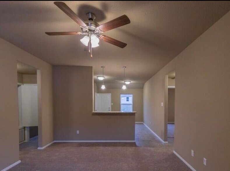 Building Photo - 12032 Big Ridge Cir
