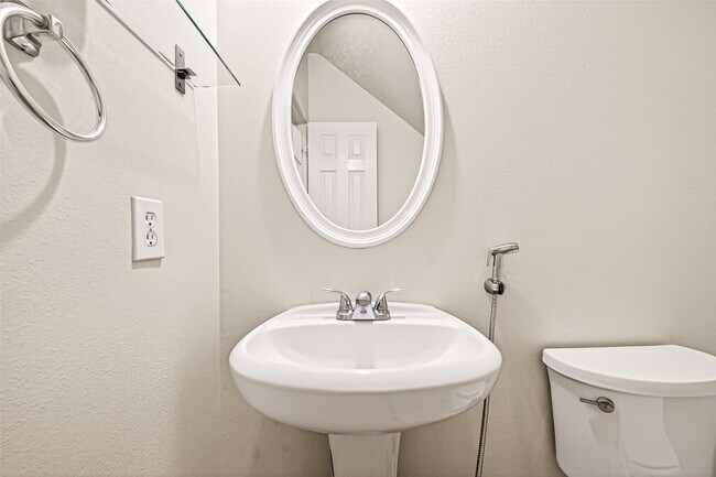 Building Photo - 25135 Florina Ranch Dr