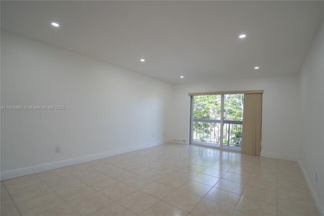 Building Photo - 7845 Camino Real
