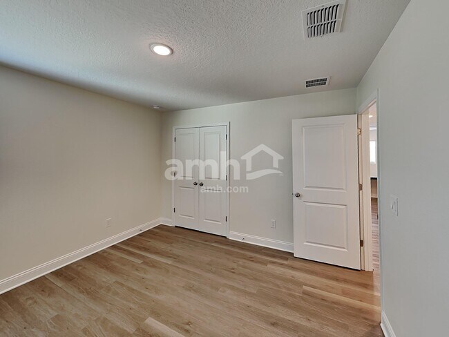 Building Photo - 6111 Little Blf Cir