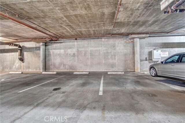 Building Photo - 2571 Plaza del Amo