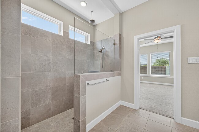Building Photo - 302 Pure Parsley Path