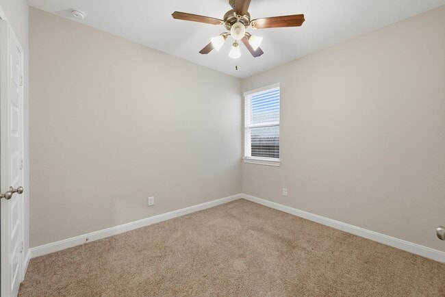 Building Photo - 24230 Prairie Glen Ln