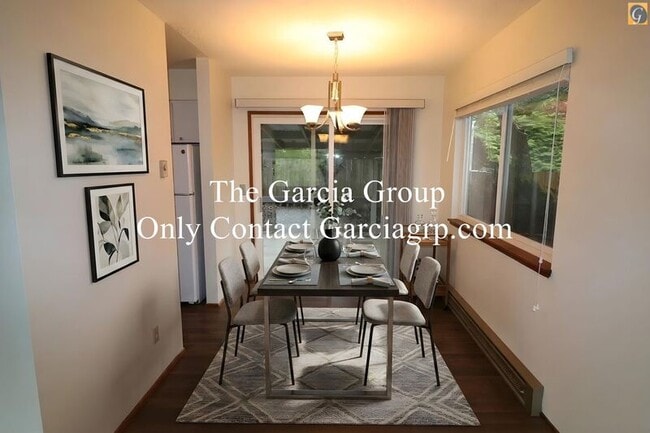 Building Photo - 15205 SW 119th Ave