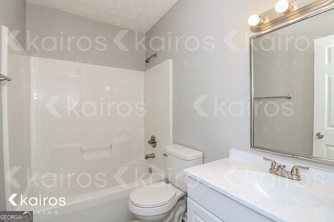 Building Photo - 210 Deer Pkwy