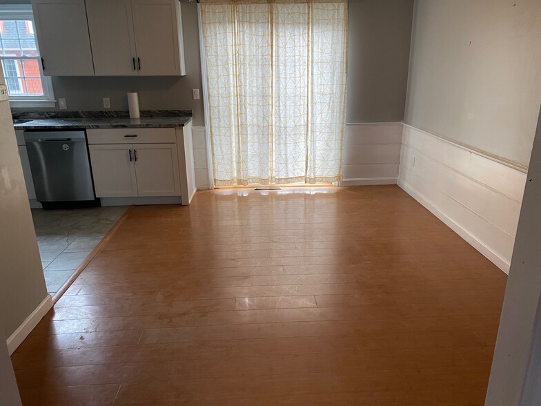 Dining room - 86 Prescott Dr