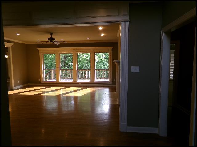 Building Photo - 7 Epernay Cir