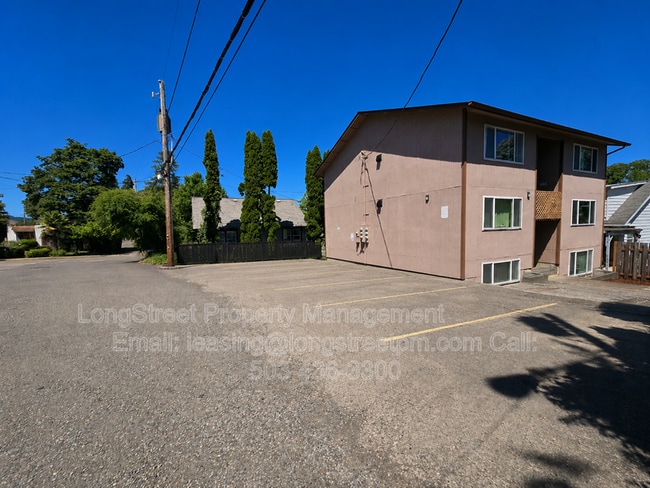 Building Photo - 234 NW 21st St