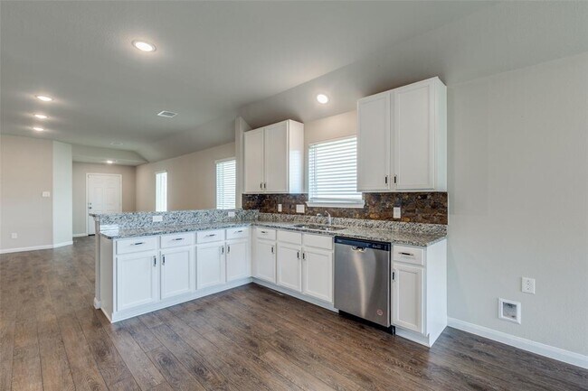 Building Photo - 13840 Green Heron Way