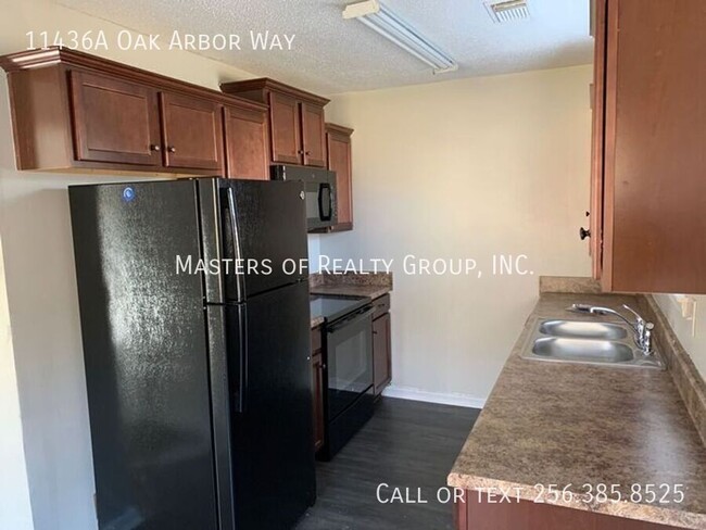 Building Photo - 11436A Oak Arbor Way-