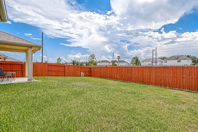 Building Photo - 3206 Dry Creek Dr