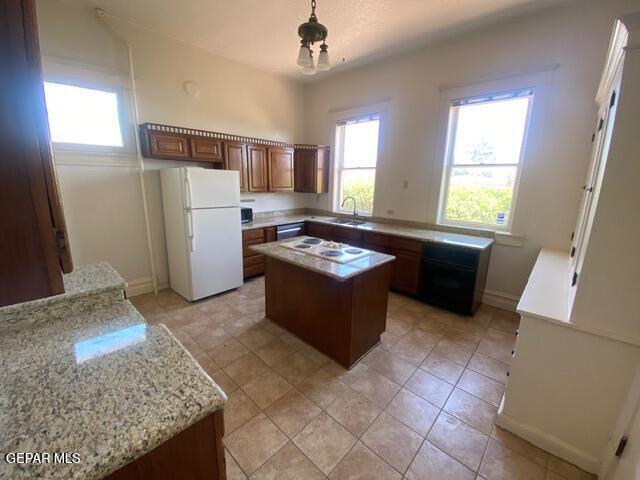 Building Photo - 321 W Rio Grande Ave
