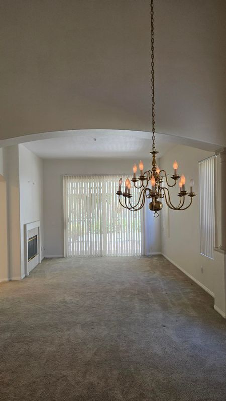 Building Photo - 1520 Upland Hills Dr S