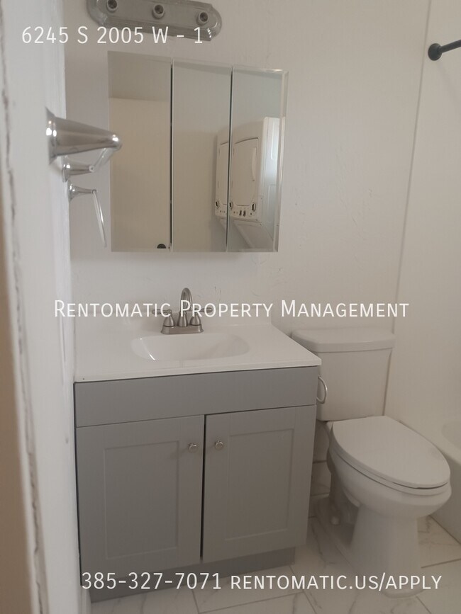 Building Photo - 6245 S 2005 W-1