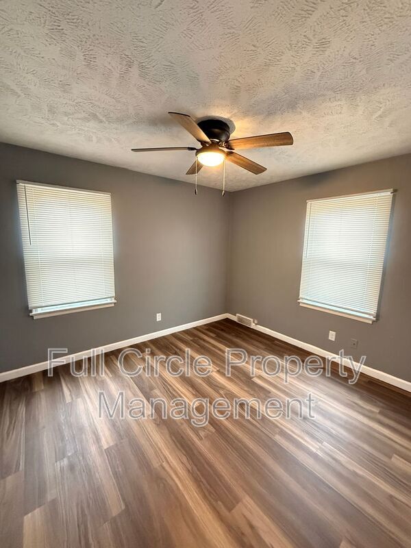 Building Photo - 4327 Larimore Ave