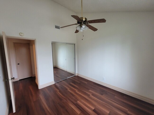 Building Photo - Beautiful 5 Bedroom La Habra Home