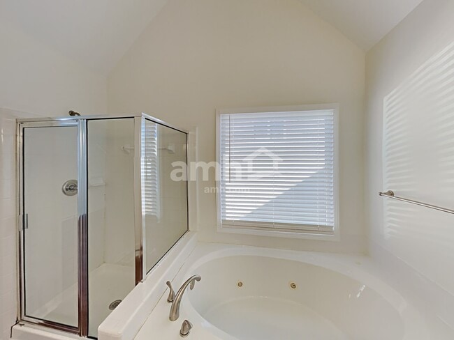 Building Photo - 4454 Lockett Trce