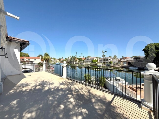 Building Photo - 1523 E Treasure Cove Dr