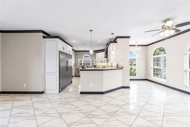 Building Photo - 5602 Willowbrook Dr