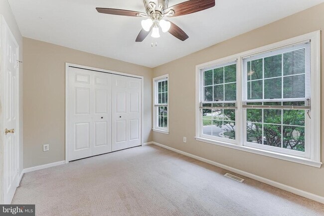 Building Photo - 8475 Canyon Oak Dr