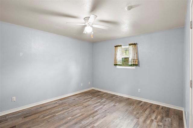 Building Photo - 521 Hilltop Dr