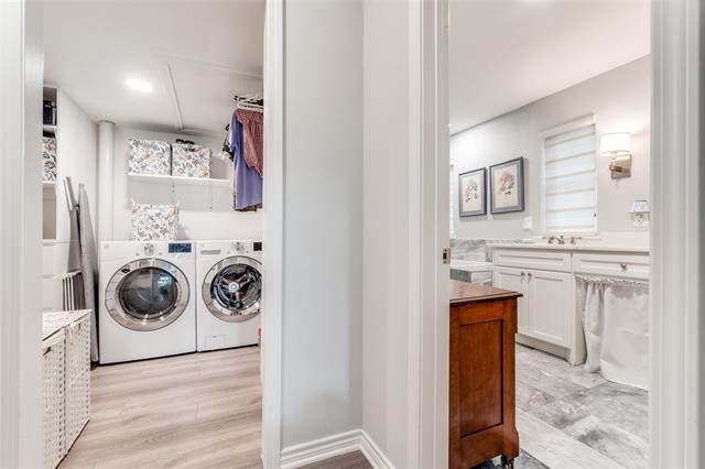 Building Photo - 6306 Bandera Ave