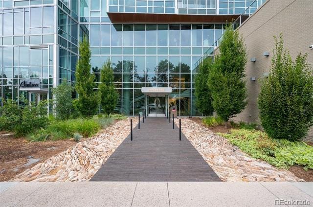 Building Photo - 4200 W 17th Ave