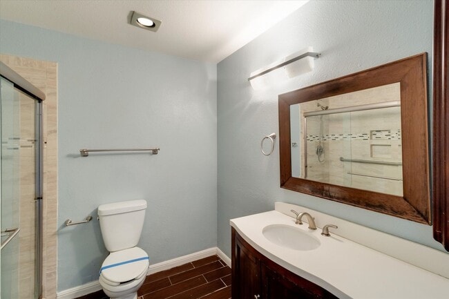 Building Photo - 8401 Echo Creek Ln
