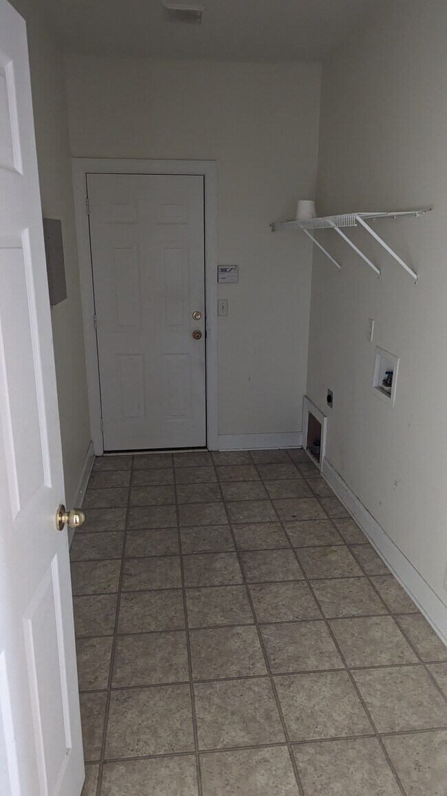 Building Photo - 1301 Liberty Pike