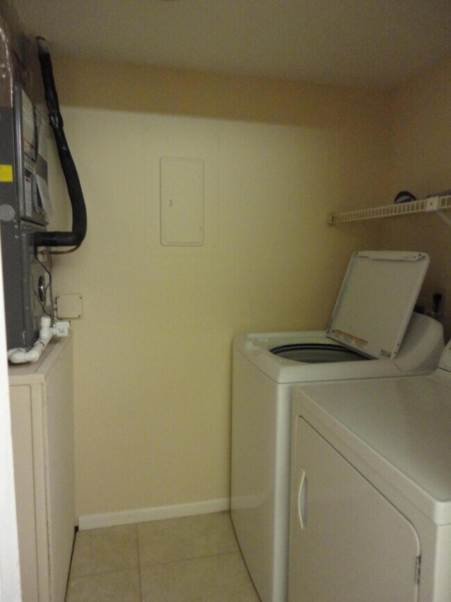 Building Photo - 4717 Sable Pine Cir