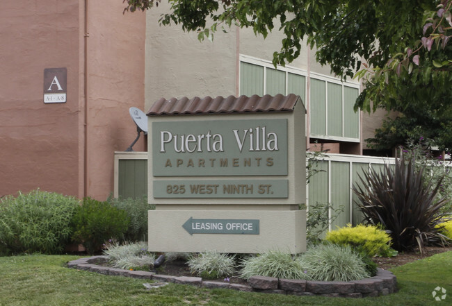 Building Photo - Puerta Villa