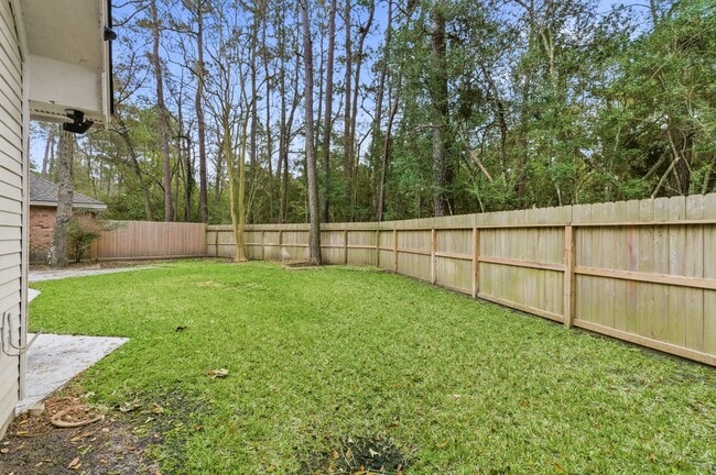 Building Photo - 23 Cedar Chase Pl