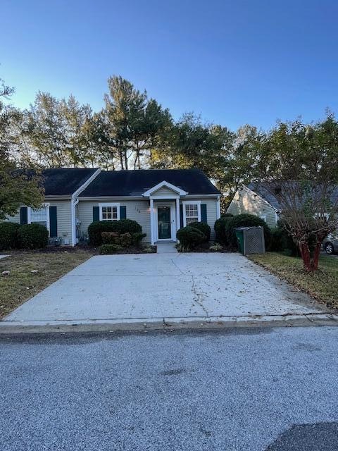 Building Photo - 109 Single Tree Ln