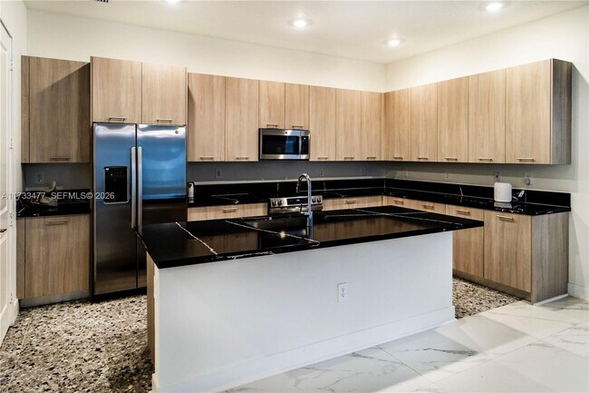 Building Photo - 4354 SW 122nd Ter