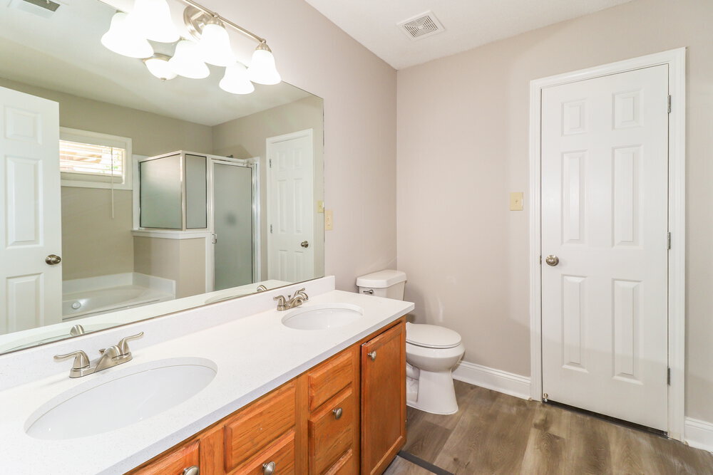 Building Photo - 8607 Sunnyvale St N