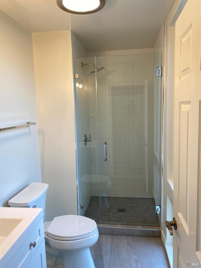 Building Photo - 11 Andrew Dr