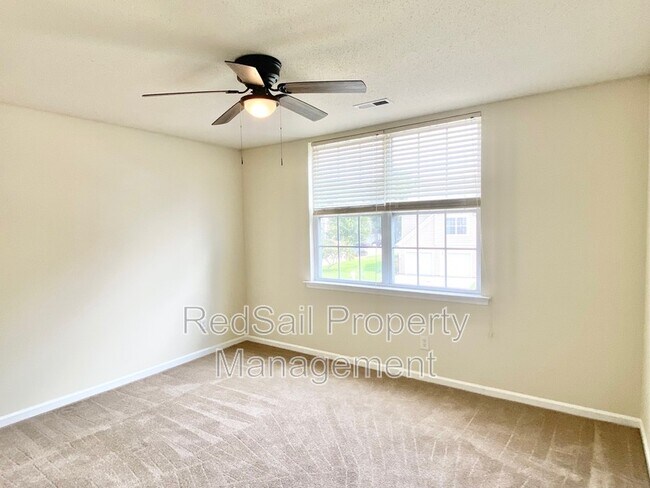 Building Photo - 405 Holmes Blvd