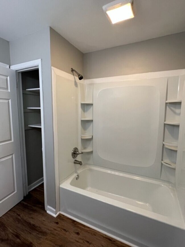 Building Photo - Fantastic Brick Ranch Home that has been refurbished - Open Floorplan with 3 bedrooms & 1.5 baths...