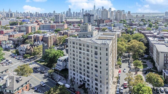 Primary Photo - 2600 John F. Kennedy Blvd