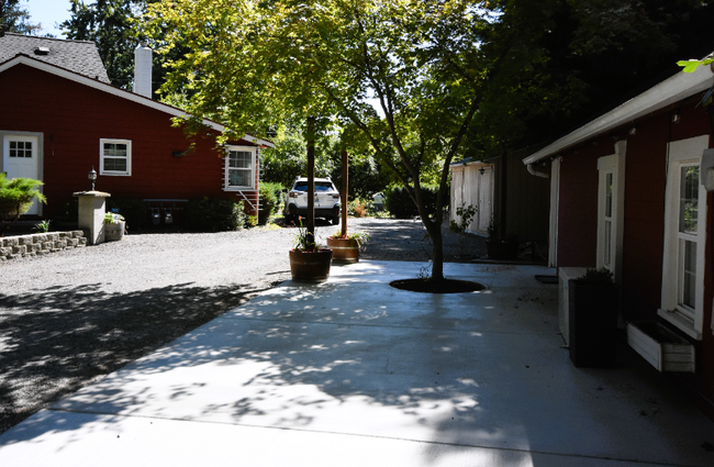 Building Photo - 818 Catherine St