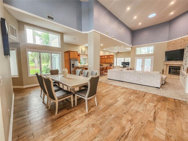 Building Photo - 1 Bay Pointe Dr