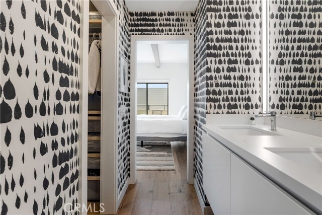 Building Photo - 439 Camino de las Colinas