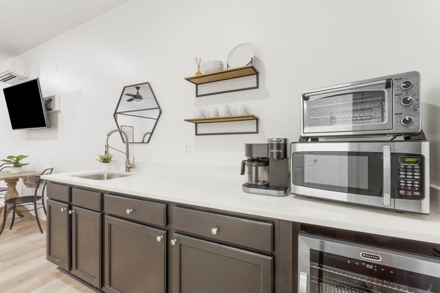 Building Photo - 10343 E County Hwy 30A