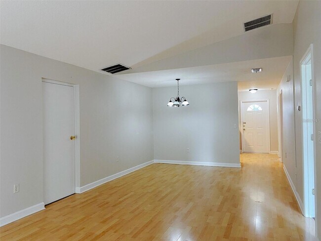 Building Photo - 4018 Bonnie Dr