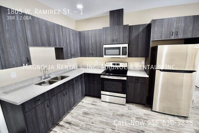 Building Photo - 1805 Ramirez St