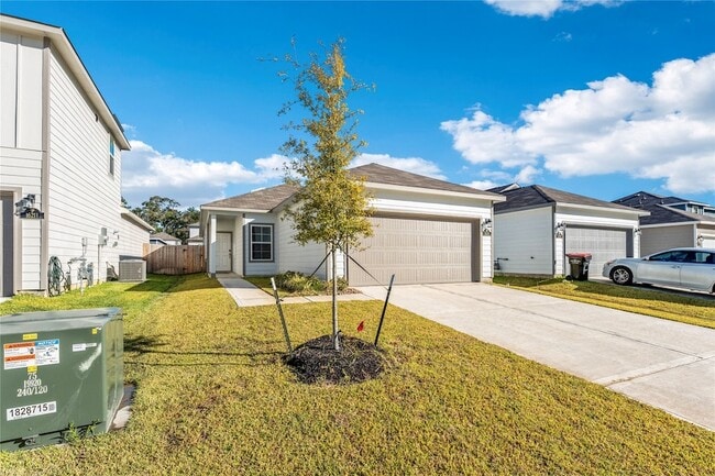 Building Photo - 16215 Globetrotter Ct